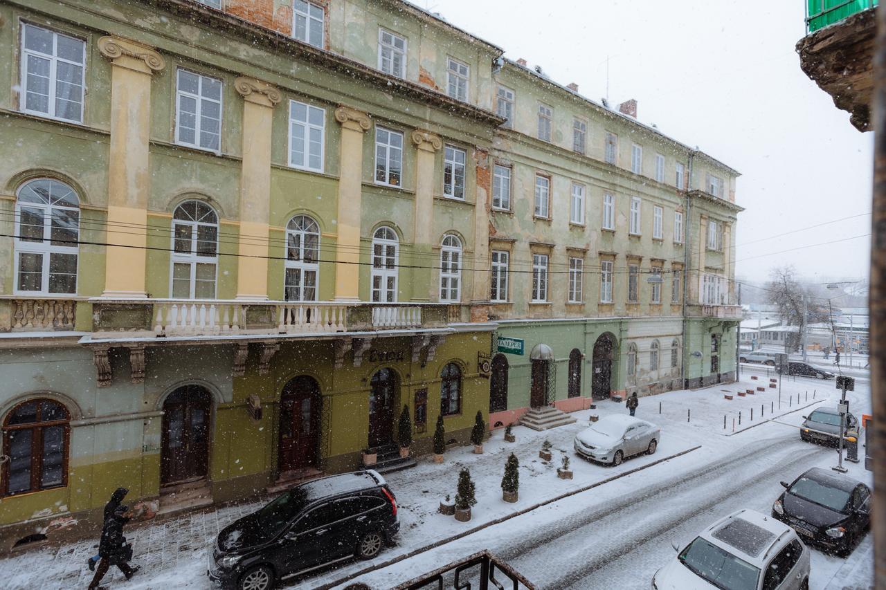 Apartments On Teatralna 26 Lviv Dış mekan fotoğraf
