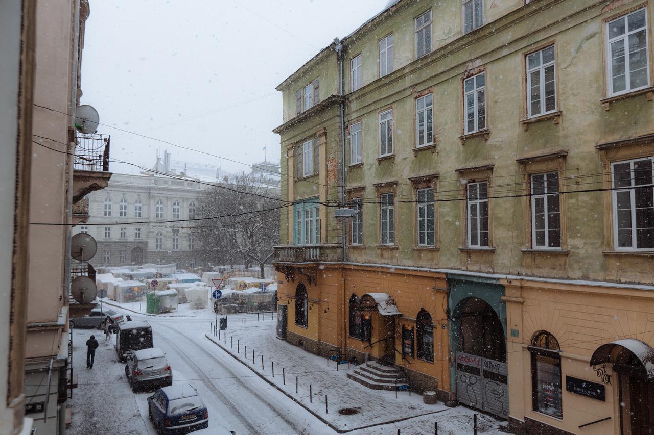 Apartments On Teatralna 26 Lviv Dış mekan fotoğraf